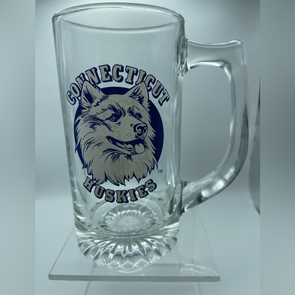 Connecticut Huskies